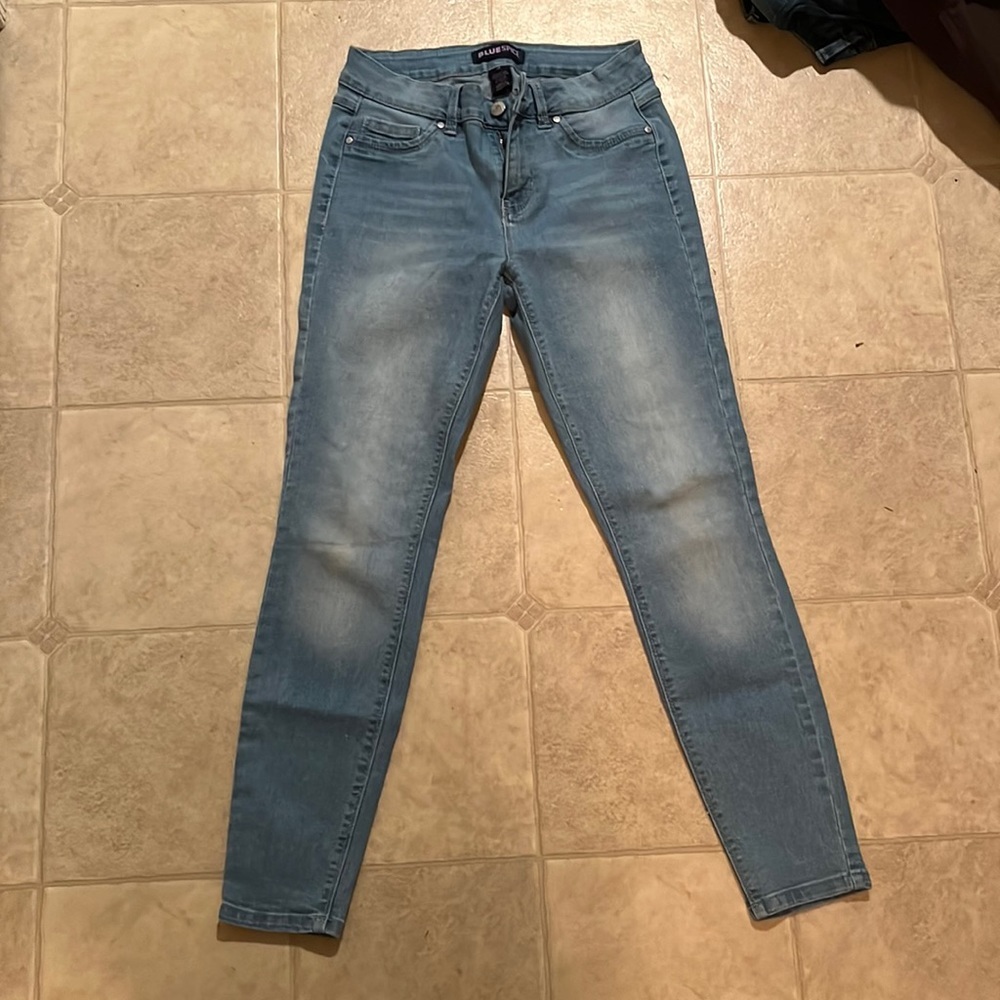 2 pair ankle jeans - Picture 2 of 8